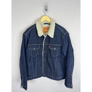Levis Mens Sherpa Lined Trucker Jacket Dark Wash Denim‎ Type III Blue Large